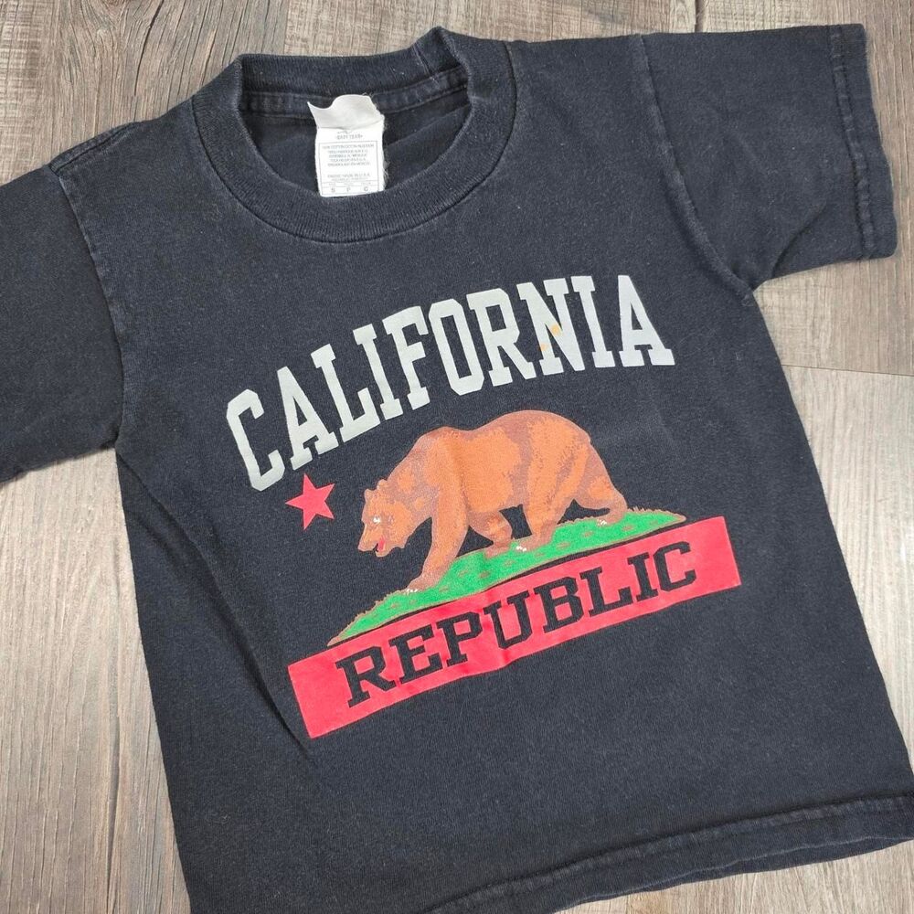 Tornado Activewear Boy's California Republic Tee Shirt, 100% Cotton, Size Small